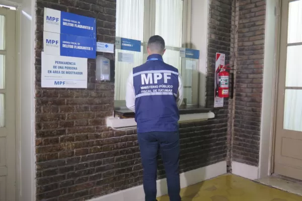 Un adolescente fue imputado por robos a mano armada