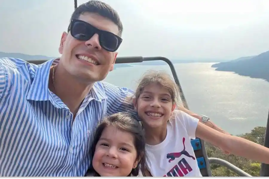 Fotos: Lampe dejó la “bufanda” y aprovechó el calor para visitar El Cadillal en familia