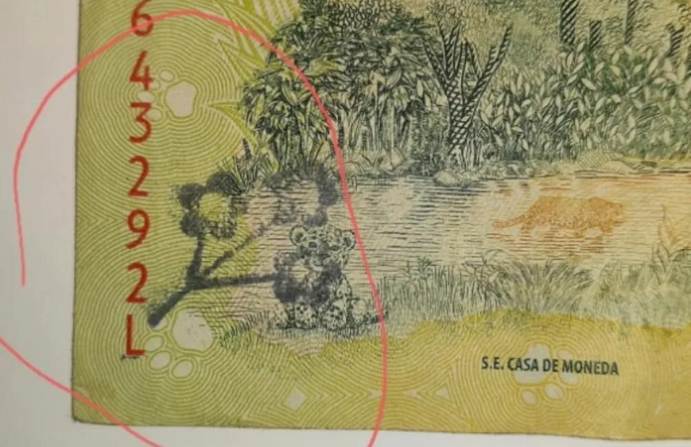 Este es billete de $500 que se vende a 130 mil por un error de impresión