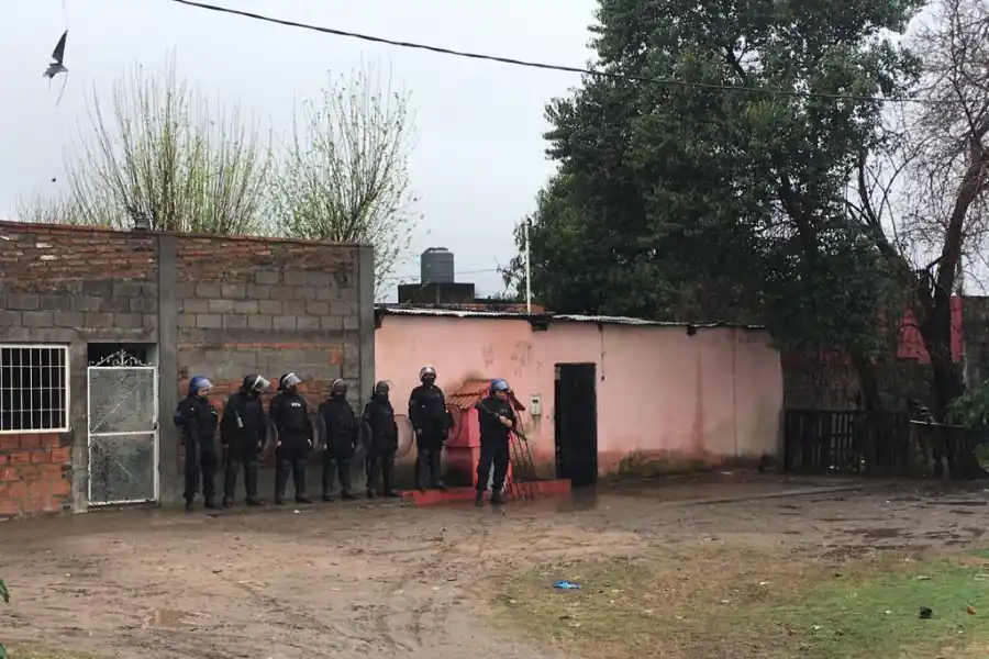 Desbaratan un kiosko de venta de drogas en el barrio San Fernando