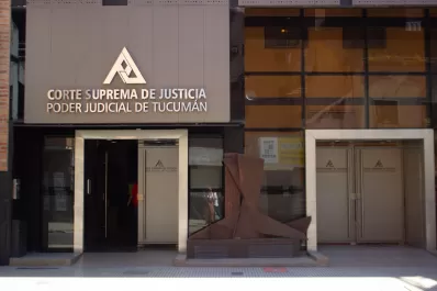 Un juez hizo lugar a una demanda por despido valorando como prueba mensajes de WhatsApp