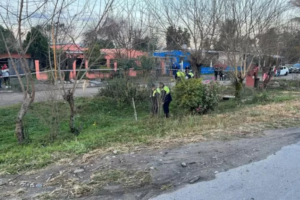 A puñaladas, asesinan a un joven de 25 años en Aguilares