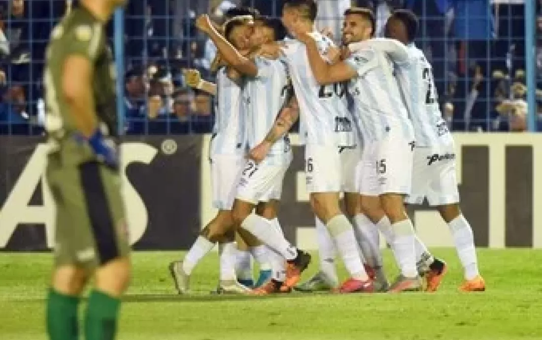 Video: la emotiva carrera al gol de Tesuri filmada a ras del piso, a lo Pity Martínez