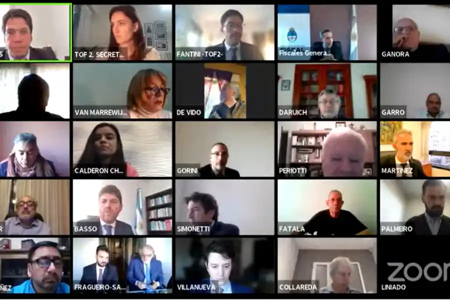 SIN CRISTINA FERNÁNDEZ. Las partes y los imputados se conectaron este viernes para escuchar los alegatos de la Fiscalía de la causa 