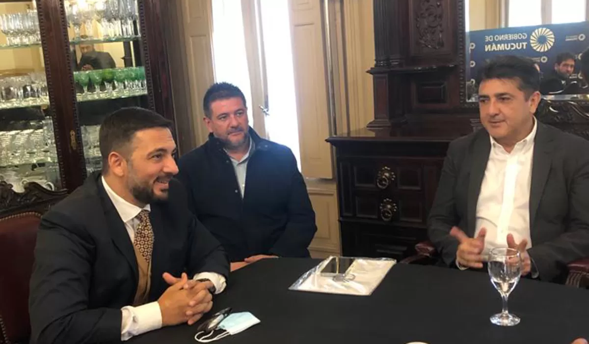 MITIN. El concejal Lisandro Argiró se reunió con el ministro Fabián Soria para gestionar obras clave para Yerba Buena.