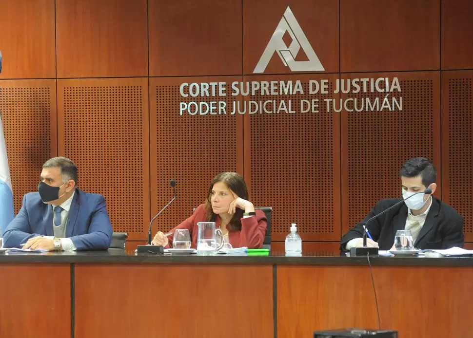 DICTARÁN SENTENCIA. Los jueces Alejandro Tomas, Carmen Rosa López y Eduardo González fallarán hoy. 