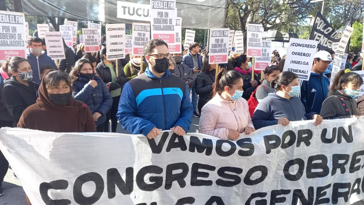 MARCHA DE DOCENTES EN TUCUMÁN. Foto de LA GACETA / Por Analía Jaramillo