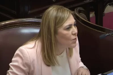 Subiendo impuestos no solucionamos los problemas de nuestra economía, dijo Beatriz Ávila