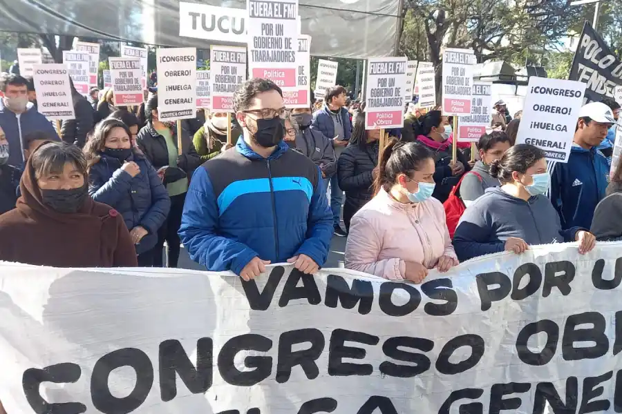 MARCHA DE DOCENTES EN TUCUMÁN. Foto de LA GACETA / Por Analía Jaramillo