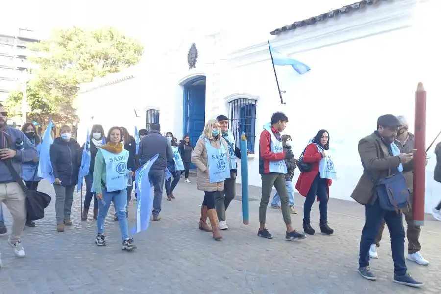 MARCHA DE DOCENTES EN TUCUMÁN. Foto de LA GACETA / Por Analía Jaramillo