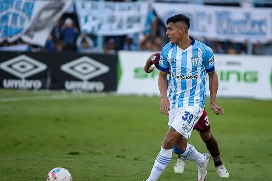 AFUERA. De los últimos tres juegos, Orihuela se perdió dos por diferentes lesiones. @matiorihuela