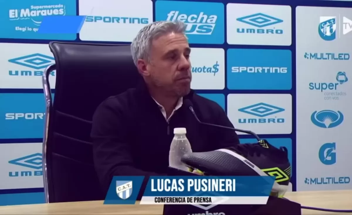Lucas Pusineri: el equipo está en un lugar de privilegio y el grupo se lo está ganando