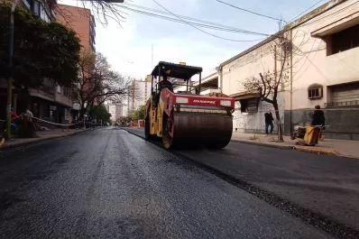 Atención conductores: estas son las calles cortadas por repavimentación en el microcentro