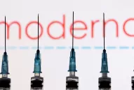 Vacuna contra la variante ómicron consigue su primera aprobación en Reino Unido