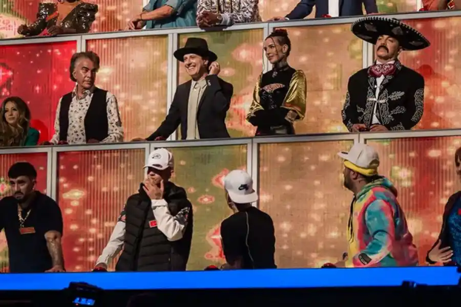 Cristian Castro sorprendió con su nuevo look en Canta Conmigo Ahora