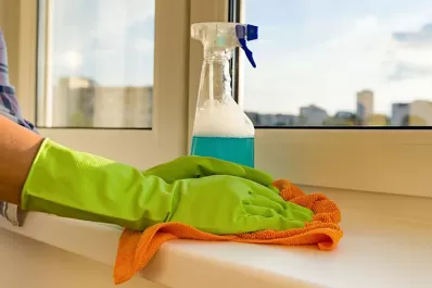 El Gobierno prevé una nueva suba salarial para el personal de casas particulares: a cuánto podría llegar