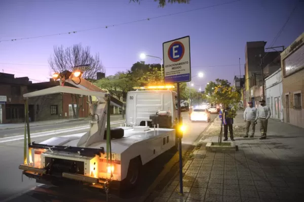 Concejales de FdT exigen anular el estacionamiento pago en San Miguel de Tucumán