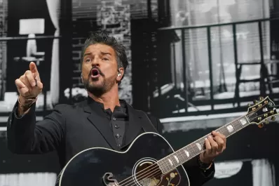 Arjona lanzó una fuerte crítica contra el lenguaje inclusivo: qué dijo