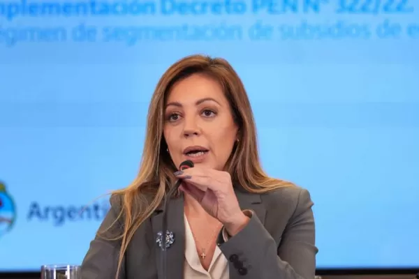 La secretaria de Energía aclaró que la devaluación no se trasladará plenamente a las tarifas