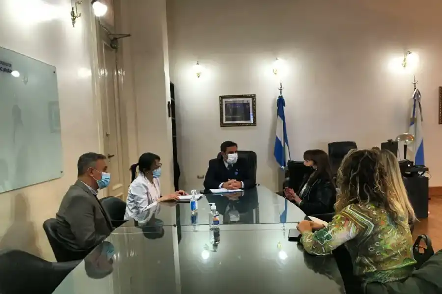 MEDINA RUIZ, JUNTO A SUSANA TRIMARCO. Foto de Comunicación Pública