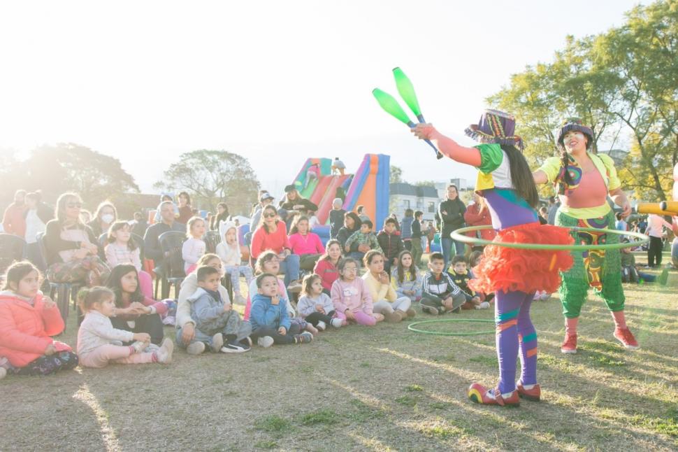 MALABARES. Yerba Buena invita a la Casa de la Cultura desde las 16. 
