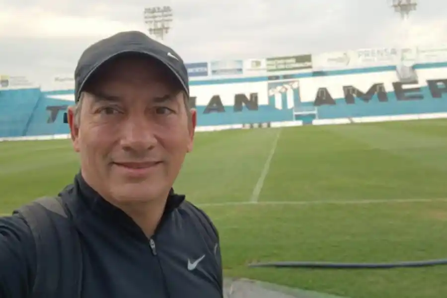 COACH. Bossi trabajó con el plantel de Atlético durante tres meses. 