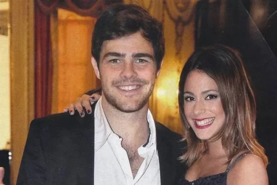 Tini y Peter Lanzani.