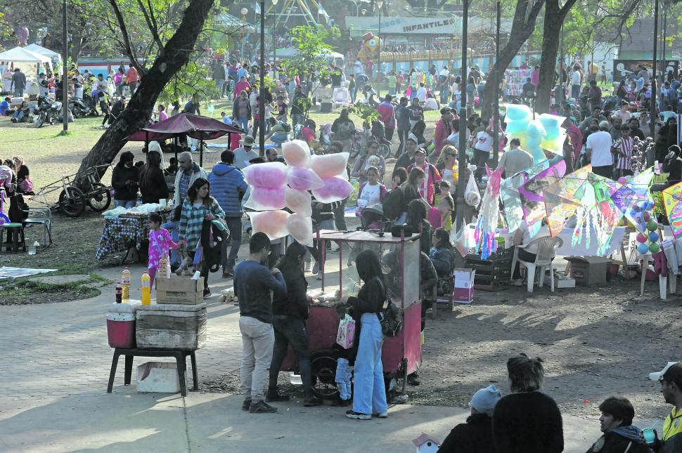 A NADIE LE AMARGA UN DULCE. Cuanto menos en Tucumán, no hay festejo si no hay algodón de azúcar para celebrar.