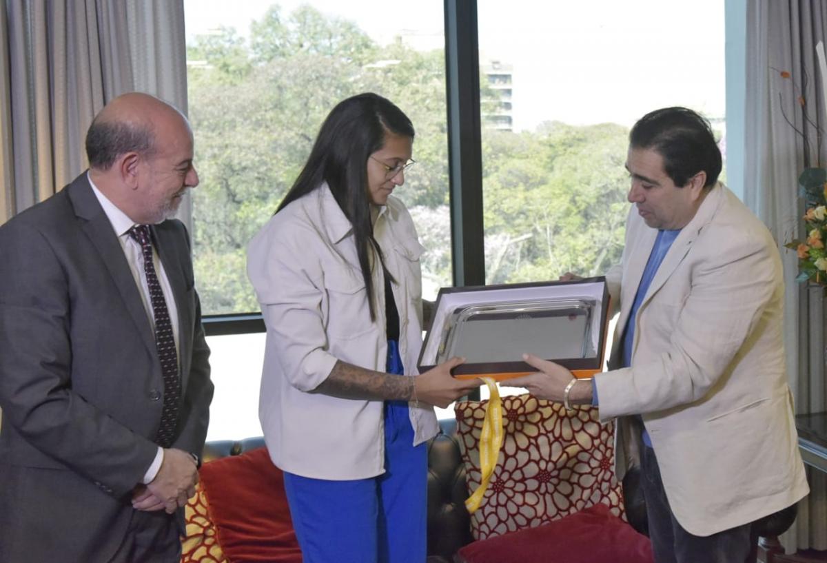 La Legislatura distinguió a Solana Pereyra, futbolista tucumana que jugó la Copa América