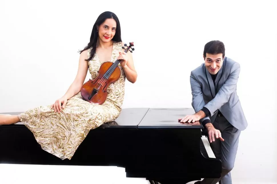 CLÁSICO. “Disco debut”, del dúo que integran Cecilia Isas y Alan Kwiek. 