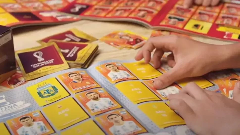 TESOROS. Los cromos “difíciles”, como el de Messi, pueden ser muy cotizados.