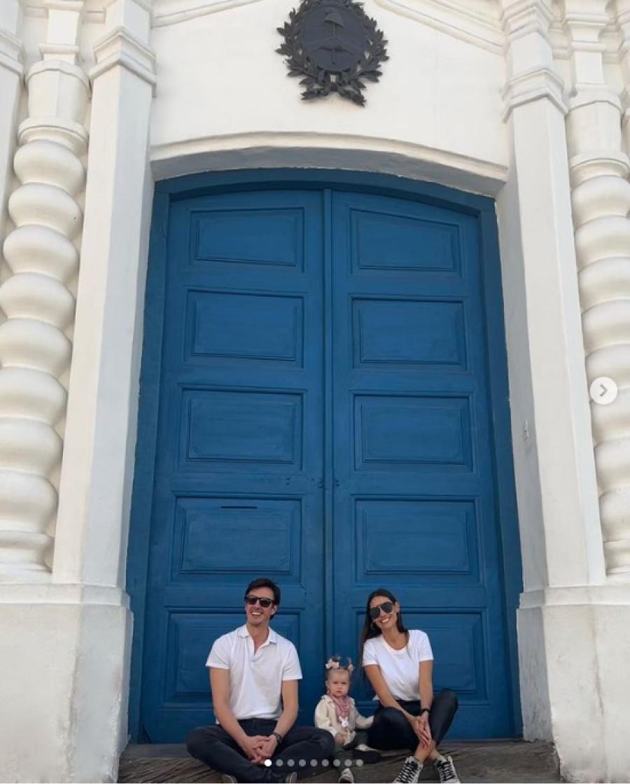 Fotos: Pampita dio un paseo por la capital tucumana junto a su familia