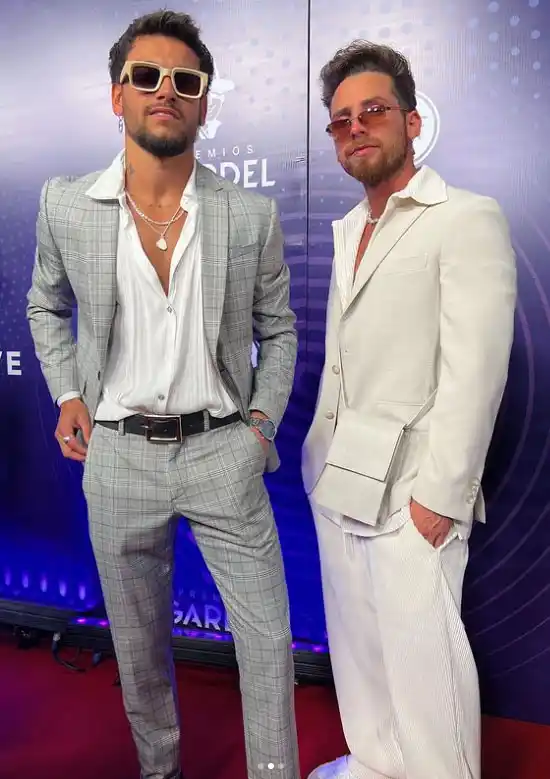 DÚO MYA. Agustín Bernasconi y el tucumano Maxi Espíndola se destacaron en un fashionismo con buen gusto.