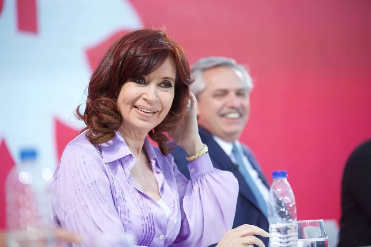 El Gobierno le respondió al senador de EEUU que pide sancionar a Cristina Kirchner: “Es un ignorante”