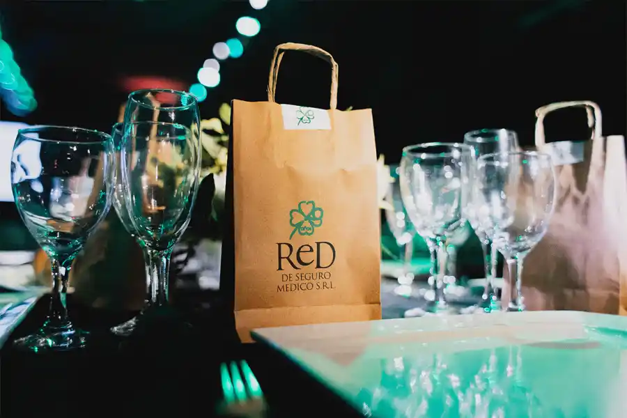 Red De Seguro Médico SRL, 20 años con vos