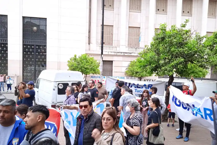 Foto de Twitter @igualartucuman