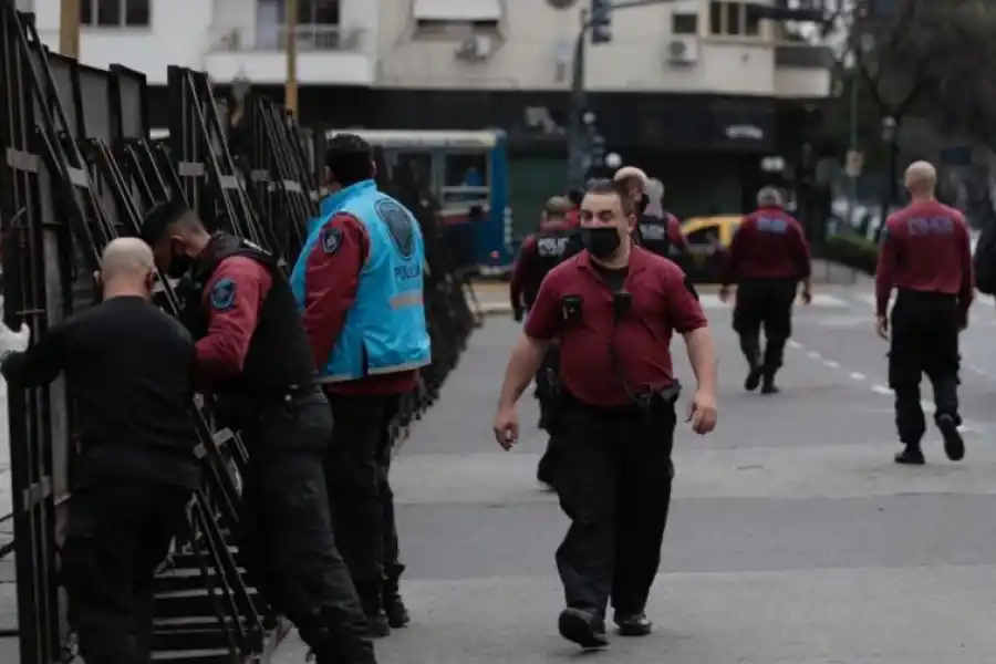 La postura de JxC por los incidentes frente a la casa de Cristina: El kirchnerismo necesita la violencia