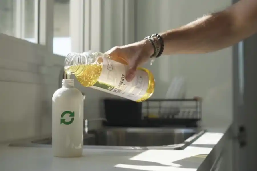 Tres empresarios sub-30 quieren imponer el envase circular desde Tucumán