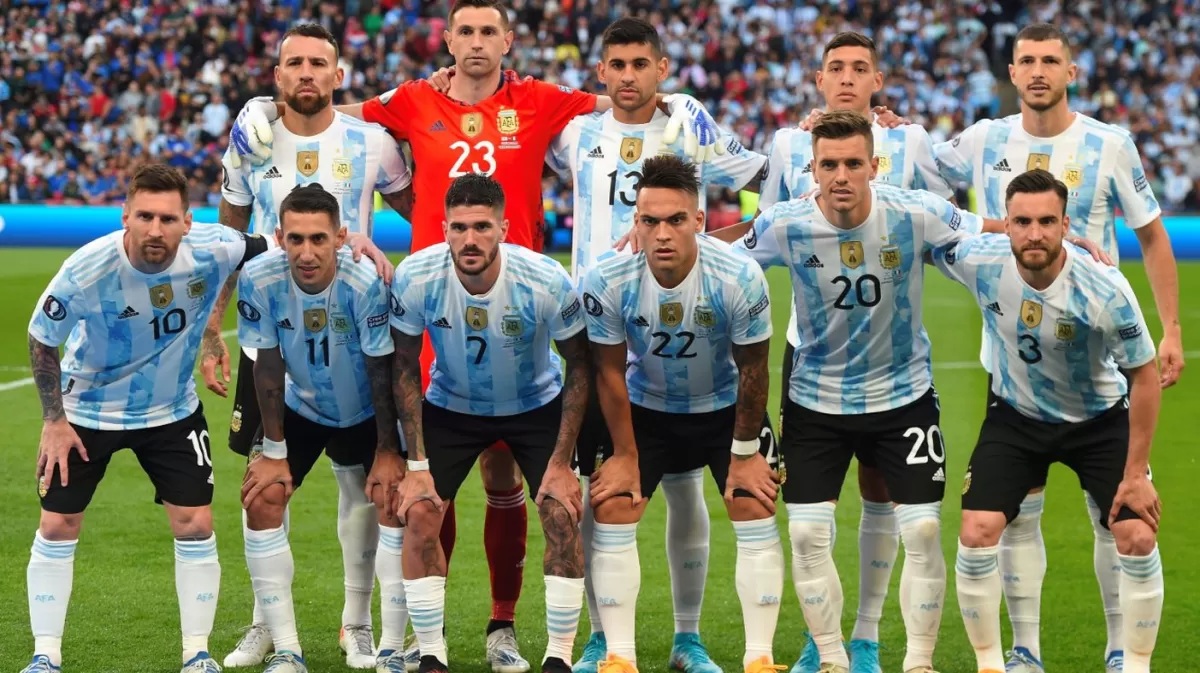 Se filtraron imágenes de la camiseta suplente que la Selección Argentina llevará al Mundial