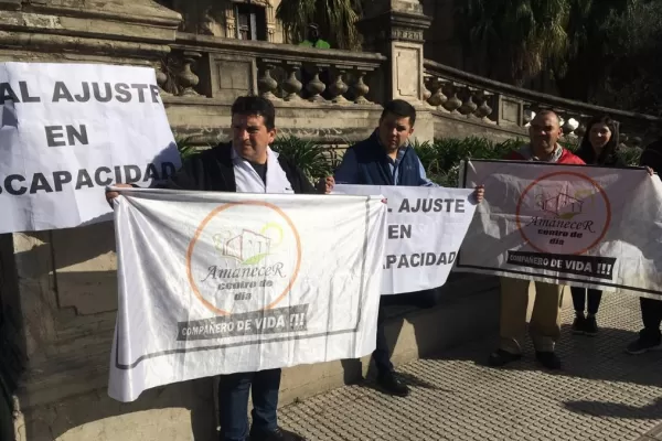 Discapacidad: prestadores de Tucumán reclamaron por la falta de pago de obras sociales
