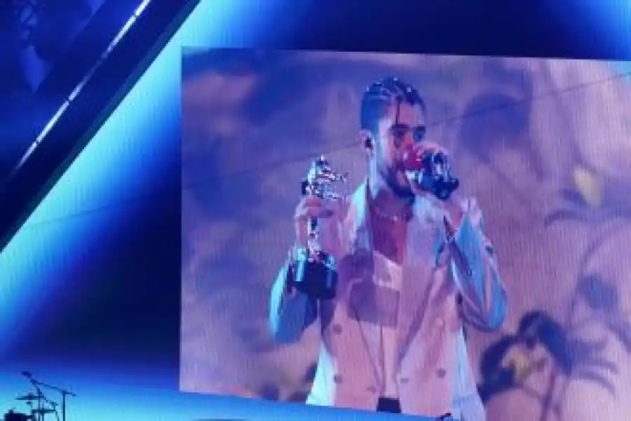 BAD BUNNY. Desde New Jersey.