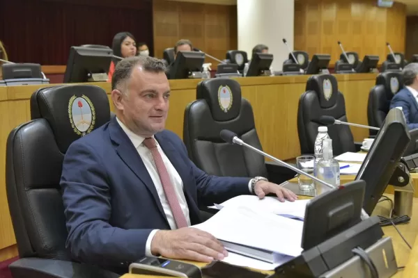 Negar la realidad es mentir: Raúl Albarracín arremetió contra Alejandro Molinuevo