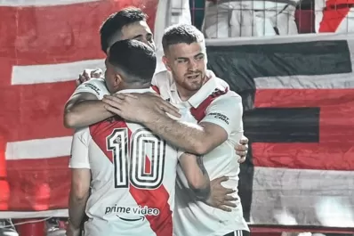 River avanza a paso firme en la Copa Argentina