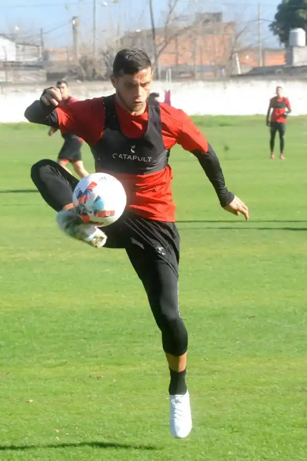  PRENSA BELGRANO DE CÓRDOBA la gaceta / foto de diego araoz twitter @InstitutoACC twitter @GimnasiaMendoza twitter @caallboys 