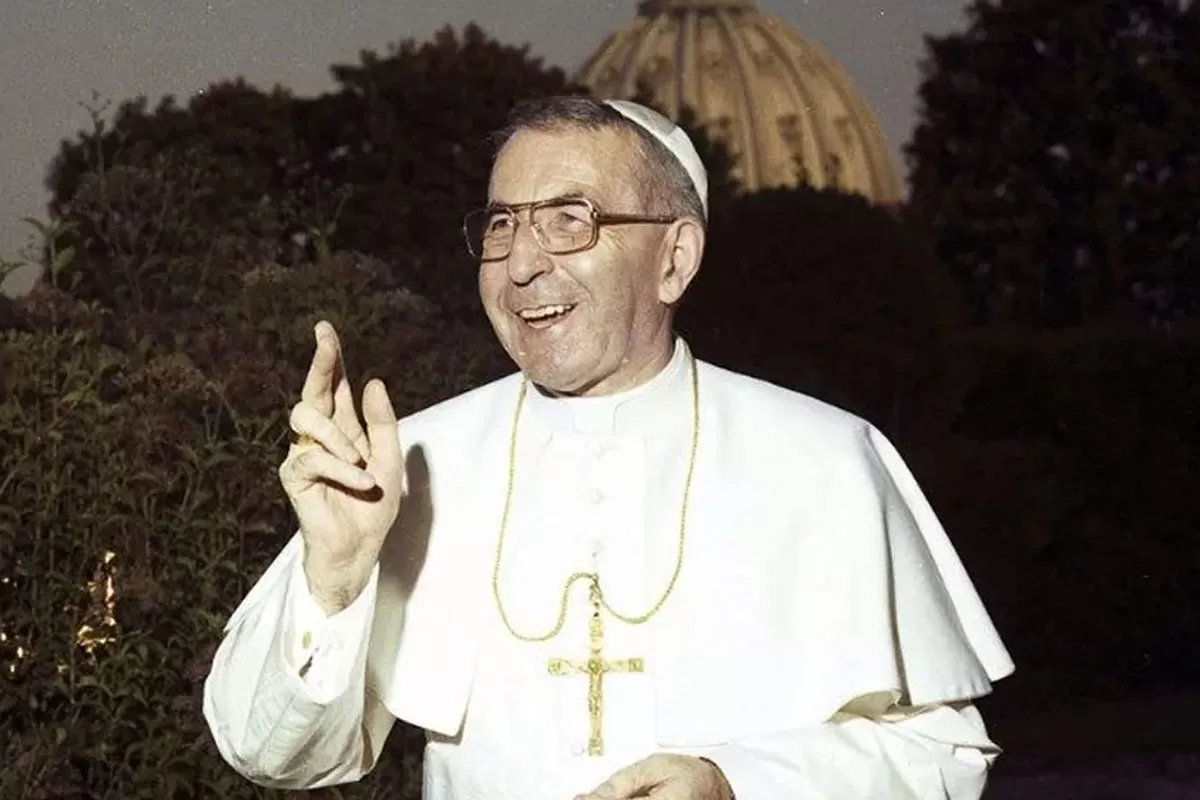 ALBINO LUCIANI. “El Papa de la Sonrisa”.