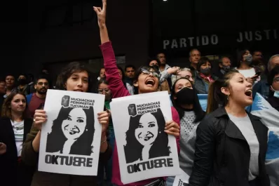 Ataque a Cristina Kirchner: una marcha matutina para la militancia tucumana