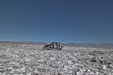 Viaje cultural: de Tucumán al Sahara en un 3CV