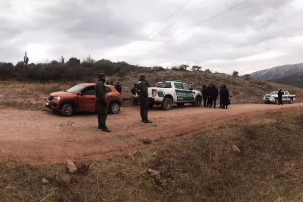 Cafayate: embistió un control de Gendarmería e intentó fugarse con más de 10 kilos de cocaína
