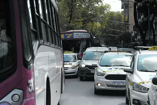 Los choferes de UTA advierten sobre medidas de fuerza por incumplimiento de pagos