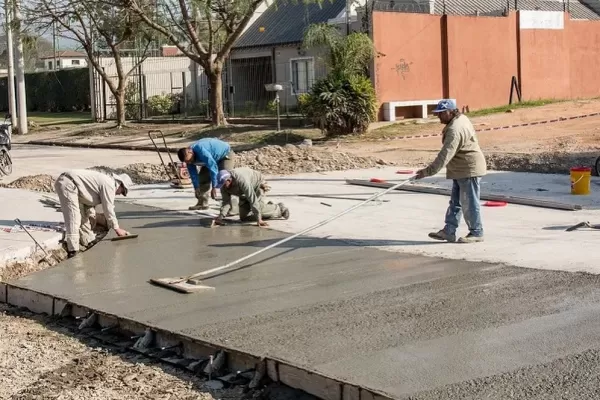 Dónde están los cortes de calles y los desvíos por obras en Yerba Buena